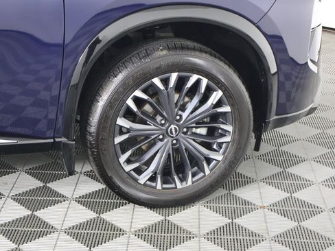 Used 2024 Nissan Rogue Platinum w/ Platinum Premium Package image 56
