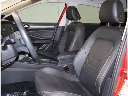 Used 2022 Volkswagen Jetta SEL FWD image 13