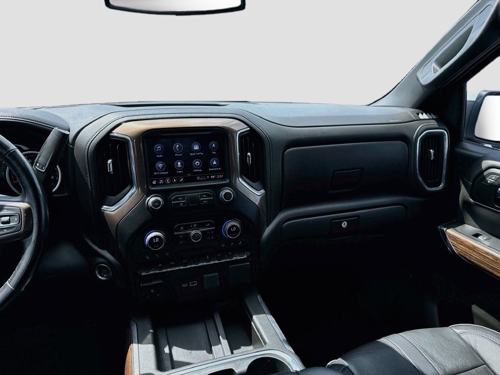 Used 2022 Chevrolet Silverado 1500 High Country AWD/4WD image 25