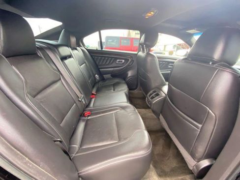 Used 2018 Ford Taurus Limited image 14