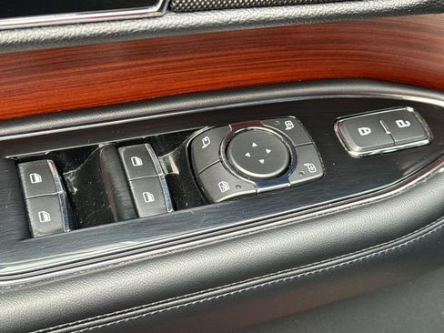Used 2018 Lincoln Navigator L Reserve w/ Technology Package AWD/4WD image 15