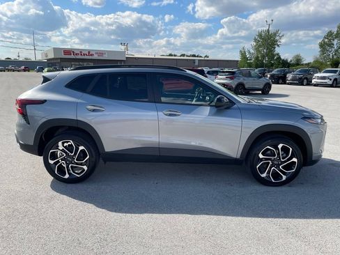 New 2026 Chevrolet Trax RS FWD image 10