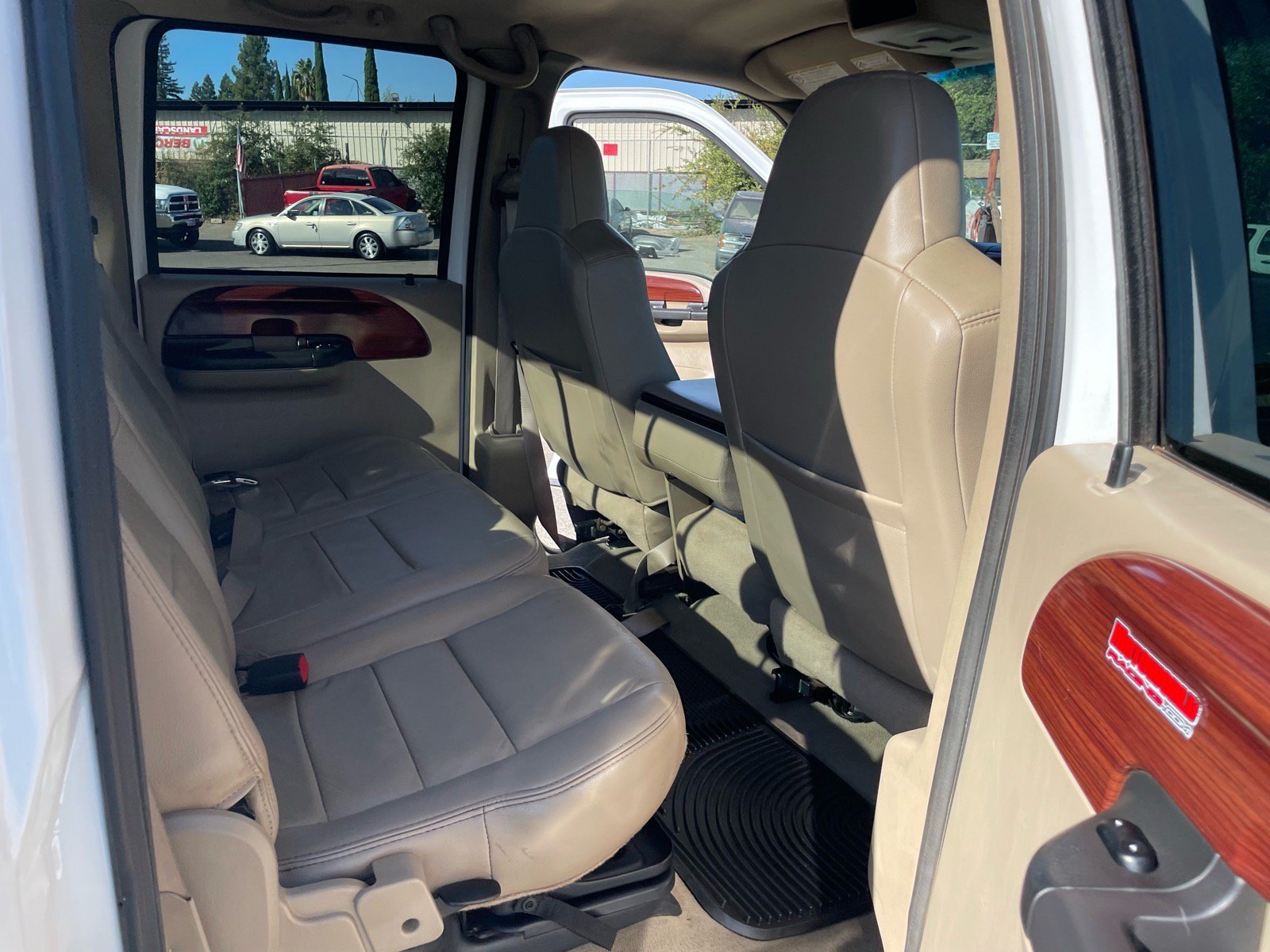 Used 2005 Ford F250 Lariat AWD/4WD image 14