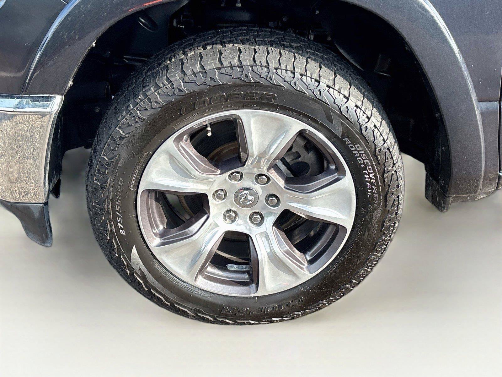 Used 2021 RAM 1500 Laramie AWD/4WD image 31