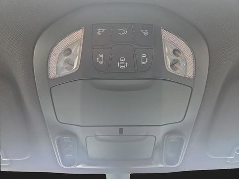 New 2026 Chrysler Pacifica Select image 26