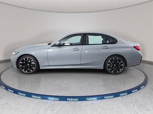New 2026 BMW 330i xDrive Sedan w/ M Sport Package image 8