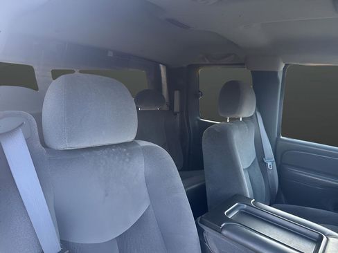 Used 2007 GMC Sierra 2500 SLE w/ Heavy-Duty Power Package image 28