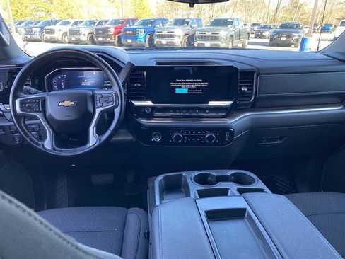 Used 2023 Chevrolet Silverado 1500 LT AWD/4WD image 36