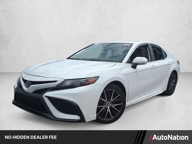 Certified 2024 Toyota Camry SE w/ Convenience Package FWD image 1
