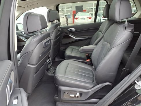 Used 2020 BMW X7 xDrive40i w/ Cold Weather Package image 12