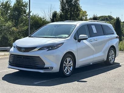 Used 2024 Toyota Sienna Platinum