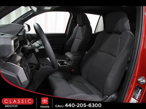 Used 2025 Toyota 4Runner SR5 image 5