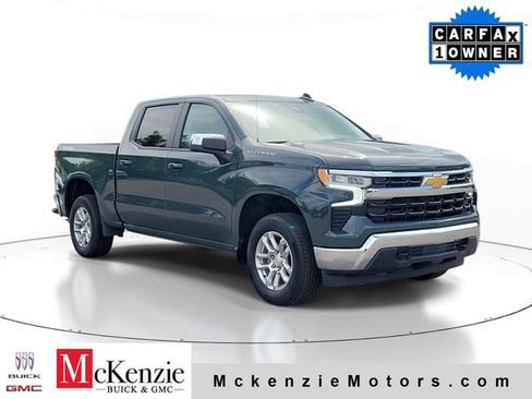 Used 2025 Chevrolet Silverado 1500 LT AWD/4WD image 1