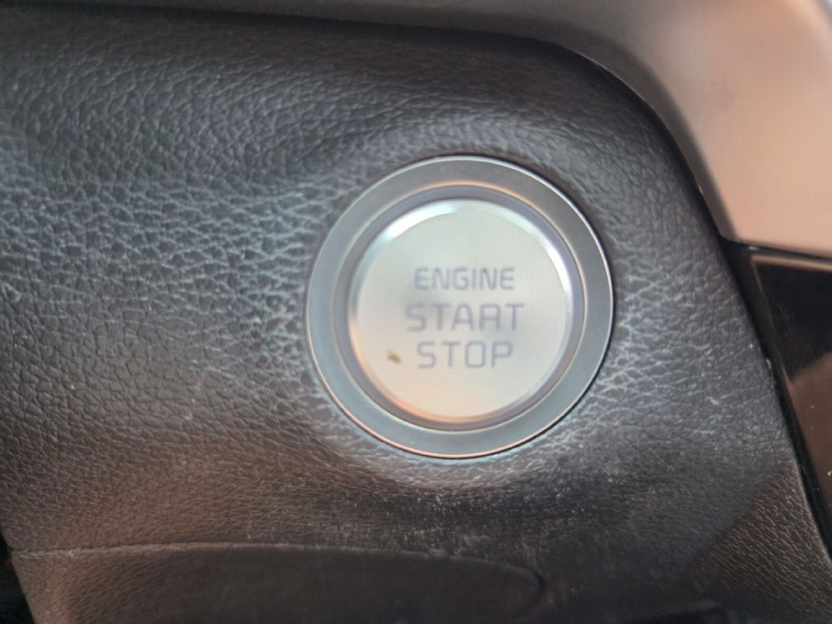 Used 2020 Kia Telluride S FWD image 25
