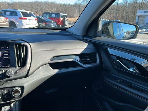 Used 2022 GMC Terrain AT4 w/ Infotainment Package II image 28