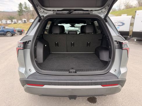 Used 2025 Chevrolet Equinox LT w/ Convenience Package II image 15