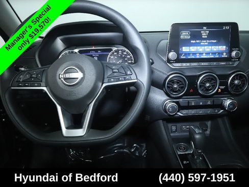 Used 2024 Nissan Sentra SV FWD image 28