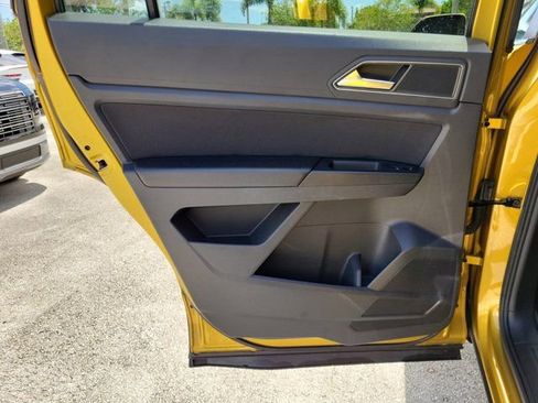 Used 2018 Volkswagen Atlas S image 9