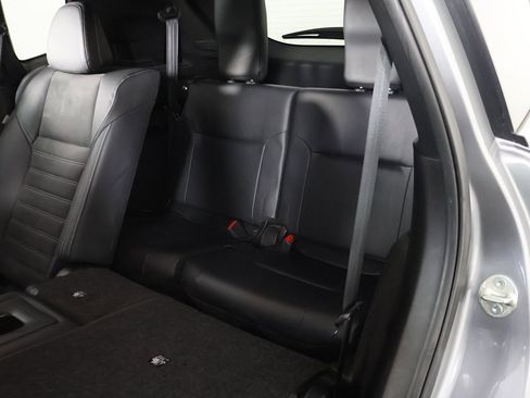 Used 2023 Mitsubishi Outlander SE Black Edition image 34