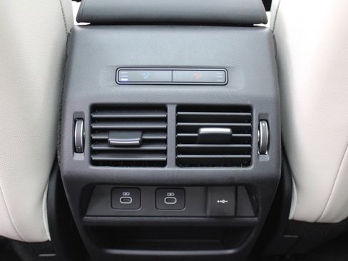 Certified 2025 Land Rover Discovery Sport S image 36