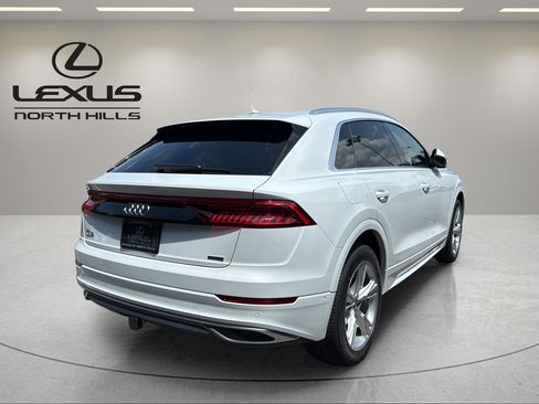 Used 2022 Audi Q8 Premium Plus w/ Premium Plus Package AWD/4WD image 1