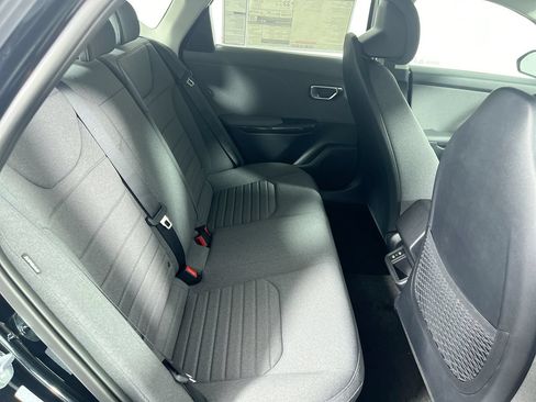 Certified 2025 Kia K4 EX FWD image 29