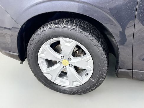 Used 2015 Subaru Forester 2.5i Premium w/ All-Weather Package image 29