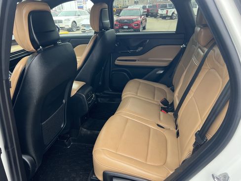 Used 2020 Lincoln Corsair Reserve w/ Equipment Group 201A image 16