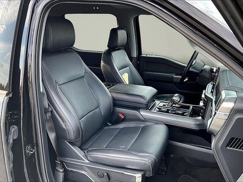 Used 2022 Ford F150 Lariat w/ Trailer Tow Package image 7