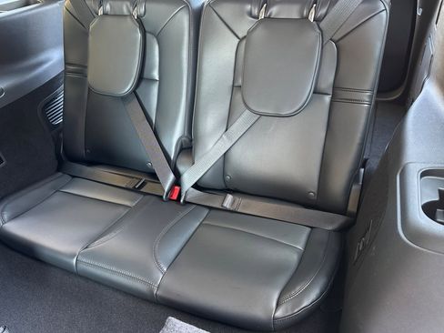 New 2025 Lincoln Aviator 2WD w/ Equipment Group 101A image 13