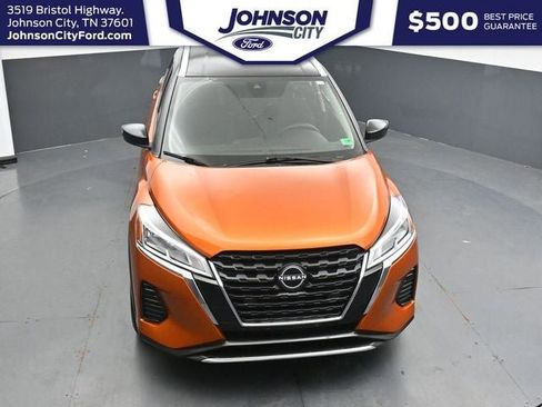 Used 2024 Nissan Kicks SV FWD image 19