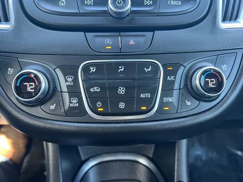 Used 2024 Chevrolet Malibu LT FWD image 23