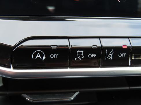 Certified 2022 Jeep Compass Limited AWD/4WD image 11