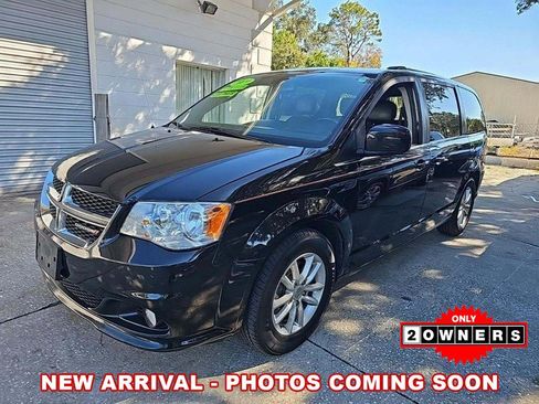 Used 2019 Dodge Grand Caravan SXT FWD image 1