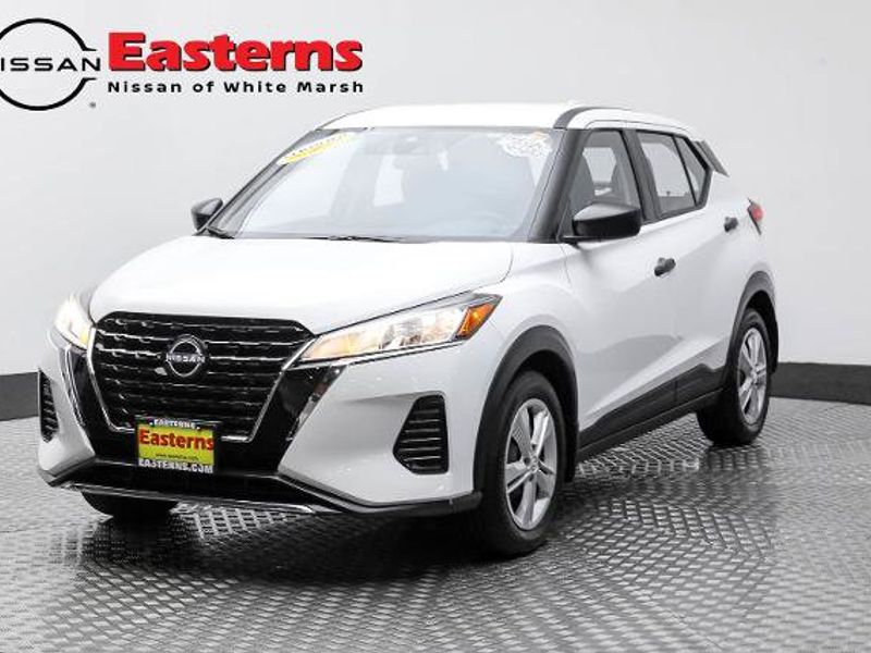 Certified 2023 Nissan Kicks S image 1