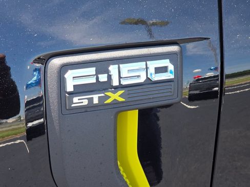 Used 2025 Ford F150 STX w/ Equipment Group 200A RWD image 4