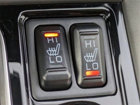 New 2025 Mitsubishi Eclipse Cross LE image 22