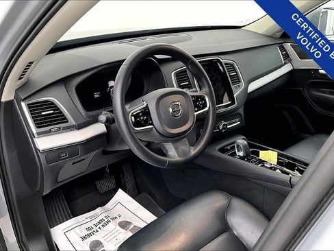 Used 2024 Volvo XC90 B5 Core w/ Protection Package Premier image 18