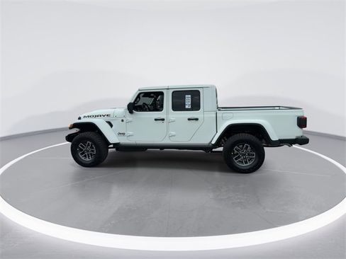 New 2026 Jeep Gladiator Mojave image 5