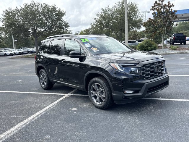 Certified 2024 Honda Passport TrailSport image 2