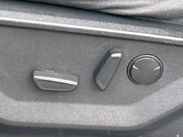 Used 2022 Ford F150 XLT w/ Equipment Group 302A High AWD/4WD image 29
