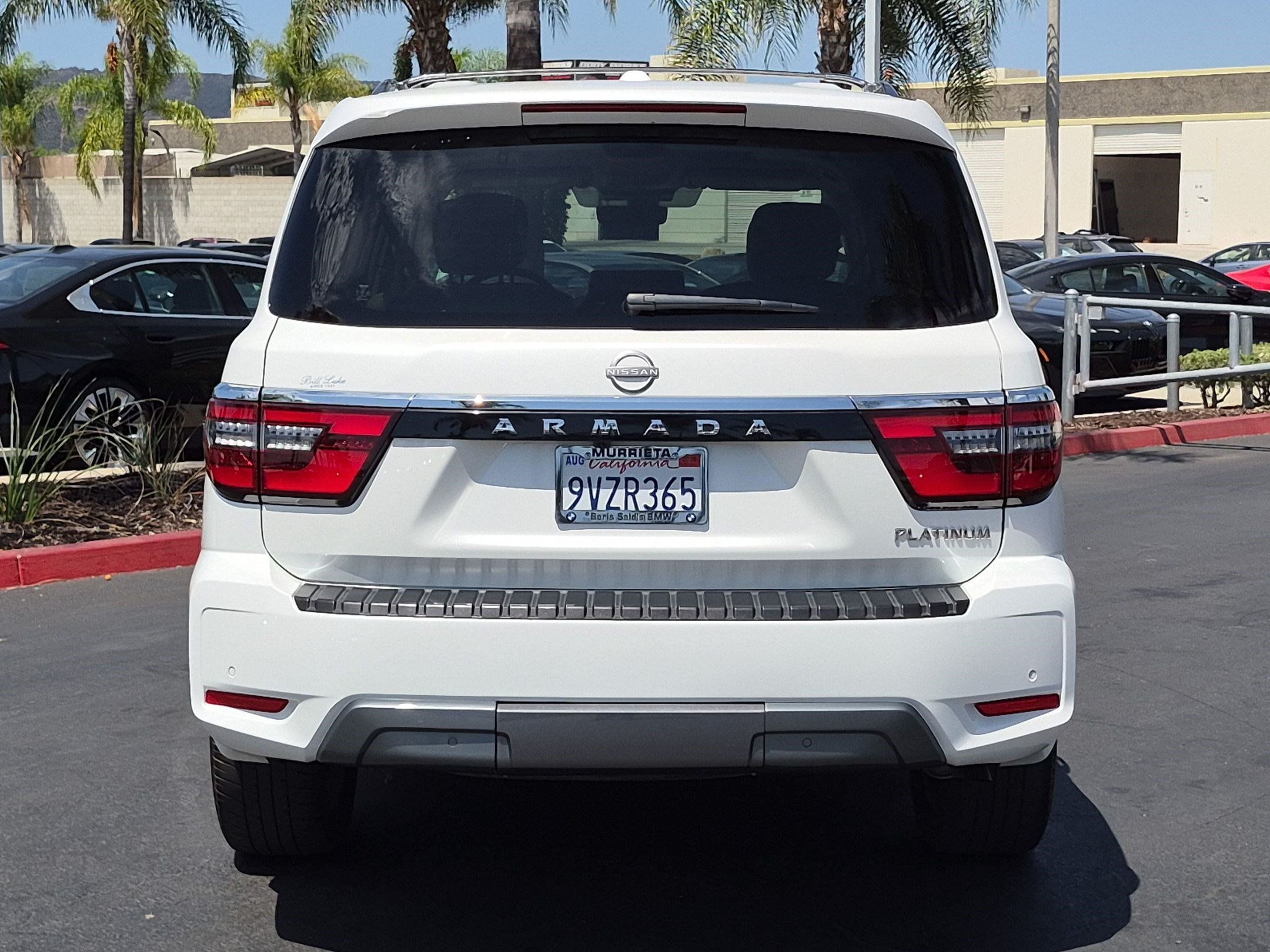 Used 2024 Nissan Armada Platinum w/ Captain's Chairs Package RWD image 9