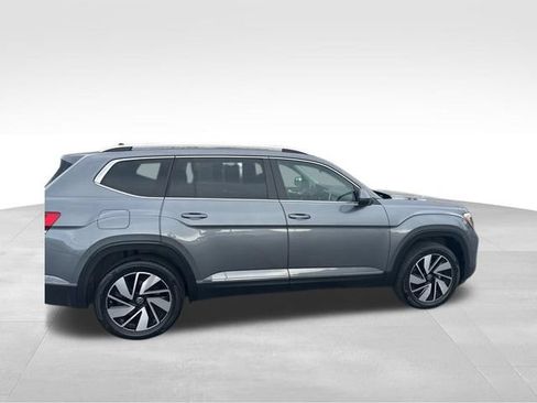 Used 2024 Volkswagen Atlas SEL AWD/4WD image 7