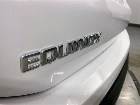 Used 2023 Chevrolet Equinox Premier FWD image 8