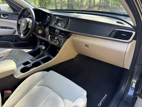 Used 2016 Kia Optima LX FWD image 19