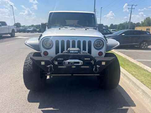 Used 2012 Jeep Wrangler Unlimited Sport AWD/4WD image 4