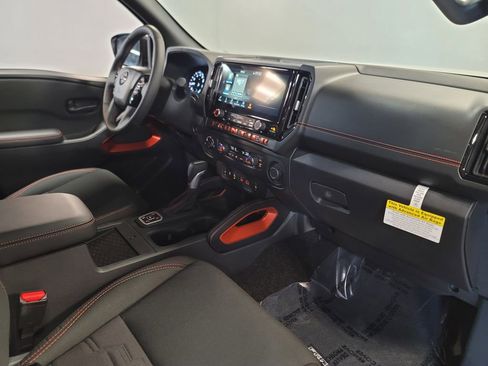 New 2026 Nissan Frontier PRO-4X w/ Pro-4x Convenience Package image 24