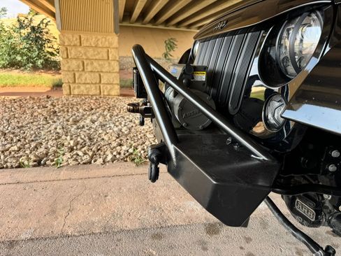 Used 2014 Jeep Wrangler Unlimited Sahara w/ Connectivity Group AWD/4WD image 9