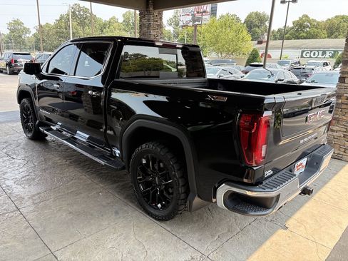 Used 2019 GMC Sierra 1500 SLT w/ SLT Premium Package AWD/4WD image 8