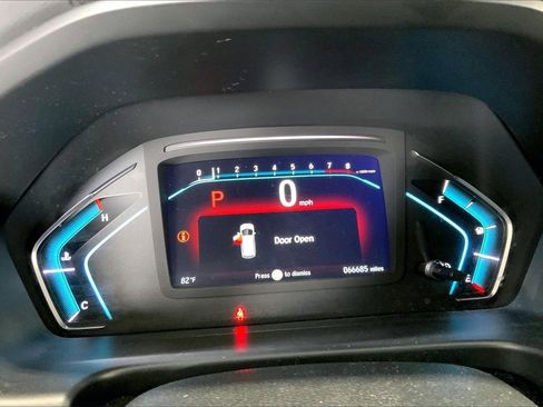 Used 2018 Honda Odyssey EX-L image 17